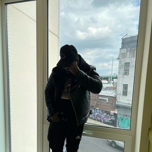 Meet your Posher, Timothy